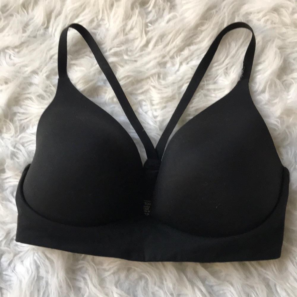 Victoria’s Secret lightly lined plunge 34DD
